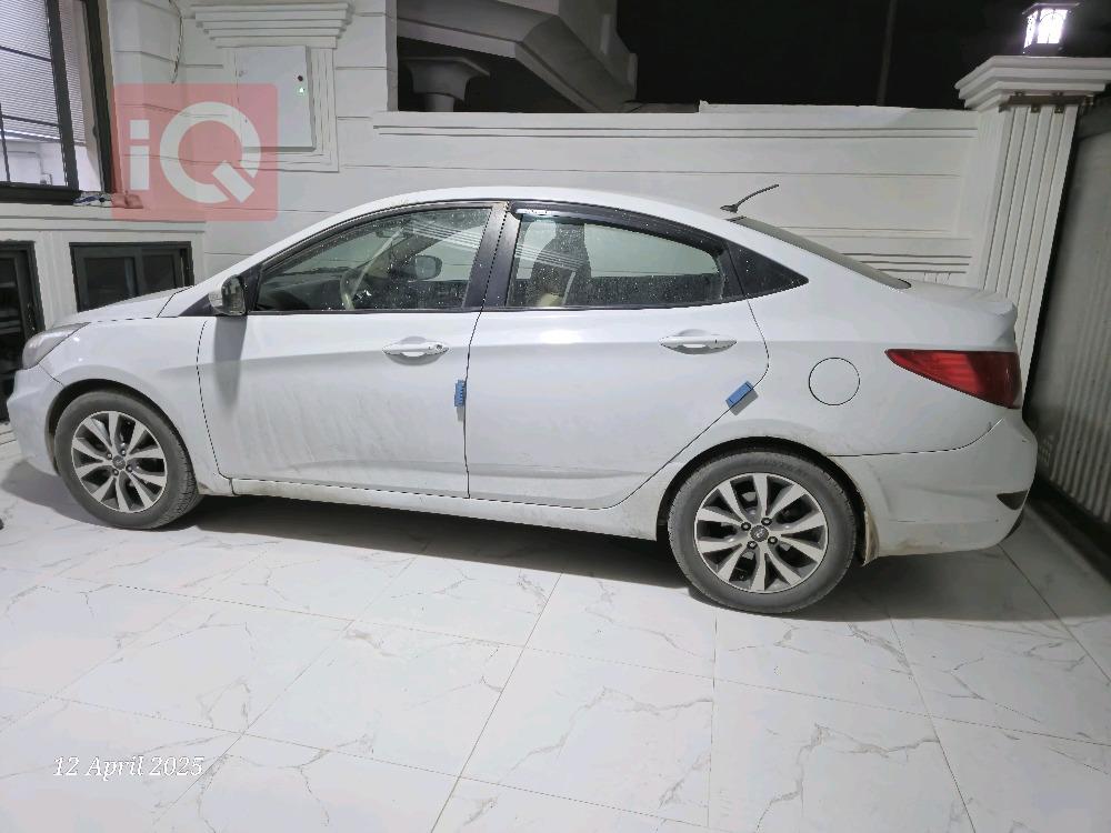هیوندای ئەکسنت